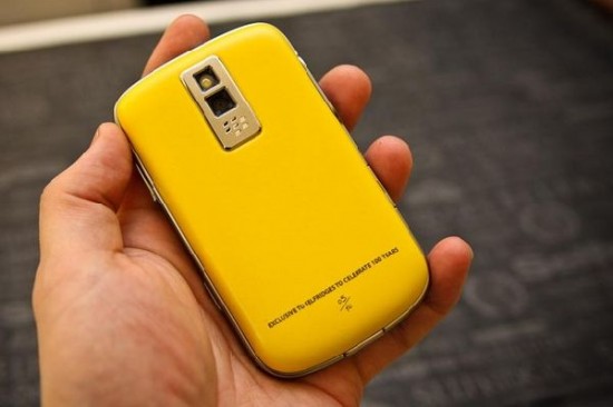 Bill Amberg designs Exclusive BlackBerry Case for Selfridges